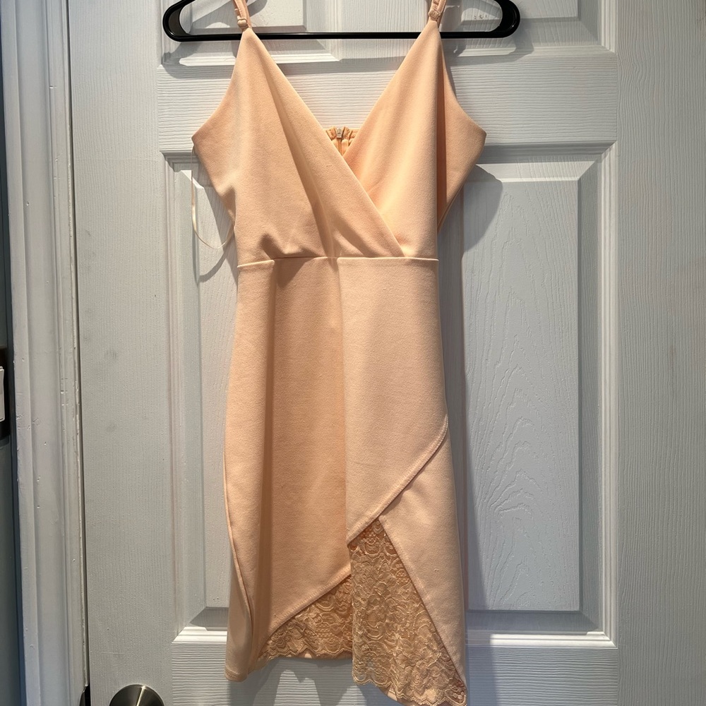 SHORT TIGHT DRESS